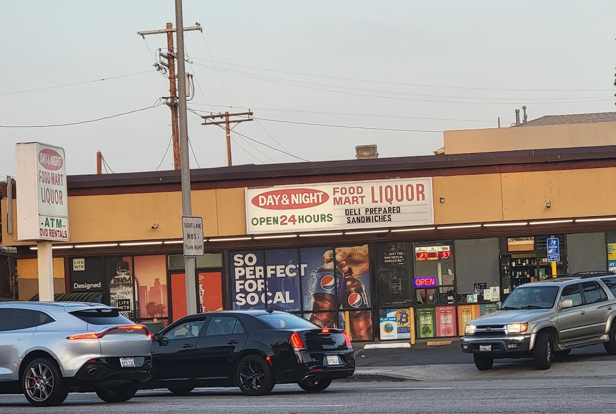 Day And Night Liquor & Market